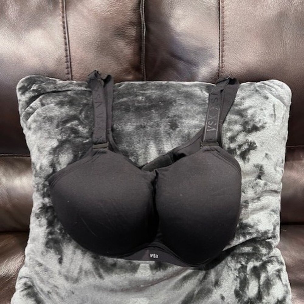 Victoria Secret Sports Bra 34DD